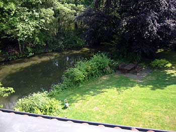 Blick von der Loggia in den Garten